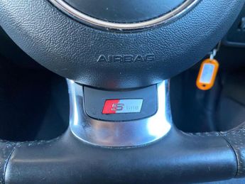 AUDI TT 2.0 TDI Black Edition S Tronic quattro Euro 5 3dr