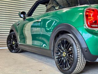 MINI ELECTRIC Cooper SE 32.6kWh Level 2 Auto 3dr