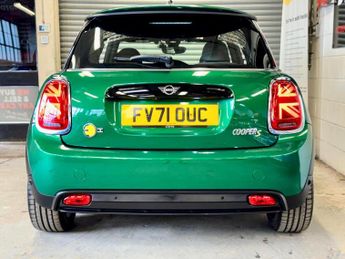 MINI ELECTRIC Cooper SE 32.6kWh Level 2 Auto 3dr
