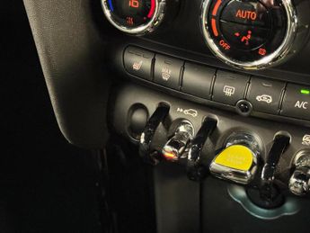 MINI ELECTRIC Cooper SE 32.6kWh Level 2 Auto 3dr