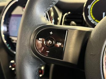 MINI ELECTRIC Cooper SE 32.6kWh Level 2 Auto 3dr