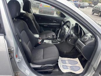 MAZDA MAZDA3 1.6 Katano