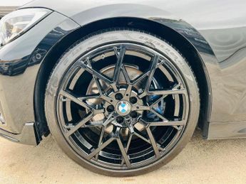 BMW 3 SERIES 2.0 330i M Sport Auto Euro 6 (s/s) 4dr