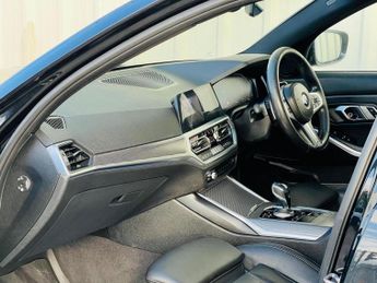 BMW 3 SERIES 2.0 330i M Sport Auto Euro 6 (s/s) 4dr