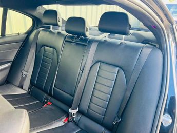BMW 3 SERIES 2.0 330i M Sport Auto Euro 6 (s/s) 4dr