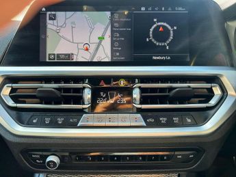 BMW 3 SERIES 2.0 330i M Sport Auto Euro 6 (s/s) 4dr