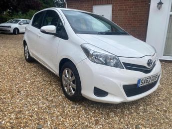 Toyota Yaris 1.33 Dual VVT-i TR Multidrive S Euro 5 5dr