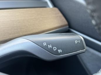 TESLA MODEL 3 (Dual Motor) Long Range