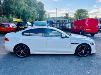 JAGUAR XE 2.0 d R-Sport
