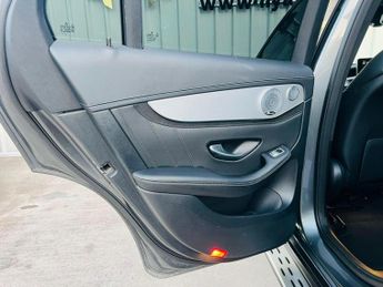 MERCEDES-BENZ GLC 4.0 GLC63 V8 BiTurbo AMG (Premium) SpdS MCT 4MATIC+ Euro 6 (s/s)