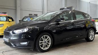 Ford Focus 1.0 T EcoBoost Zetec Black 5dr LOWMILES+9 STAMPS+LOWTAX
