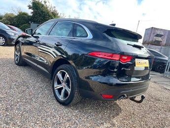 JAGUAR F-PACE 2.0 D180 Prestige SUV 5dr Diesel Auto AWD Euro 6