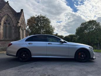 MERCEDES-BENZ E CLASS 2.0 E220d AMG Line