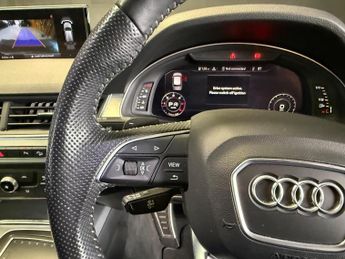 AUDI Q7 3.0 TDI V6 45 S line