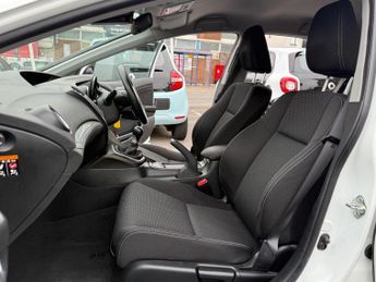 HONDA CIVIC 1.8 i-VTEC SE Plus (Navi) Euro 6 (s/s) 5dr