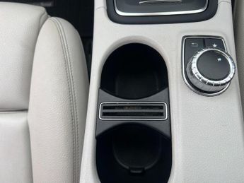 MERCEDES-BENZ A CLASS 1.5 A180d Sport