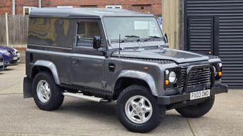 Land Rover Defender 90 2.5 TD5 Hard Top SUV SWB
