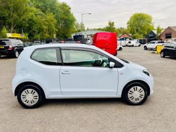 VOLKSWAGEN UP 1.0 Move up!
