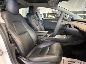 TESLA MODEL 3 (Dual Motor) Long Range Auto 4WDE 4dr