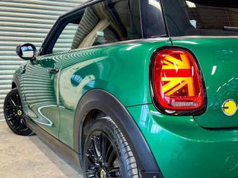 MINI ELECTRIC Cooper SE 32.6kWh Level 3 Auto 3dr