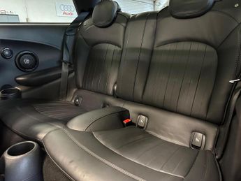 MINI ELECTRIC HATCH Cooper SE 32.6kWh Level 3 Auto 3dr