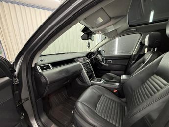 LAND ROVER DISCOVERY SPORT 2.0 TD4 HSE Luxury Auto 4WD Euro 6 (s/s) 5dr
