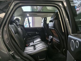LAND ROVER RANGE ROVER 4.4 SD V8 Vogue SE