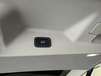 LAND ROVER RANGE ROVER 4.4 SD V8 Vogue SE