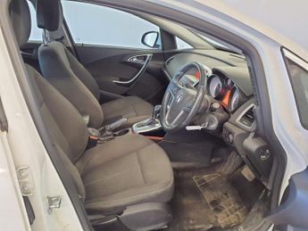 VAUXHALL ASTRA 2.0 CDTi SRi Auto Euro 5 5dr