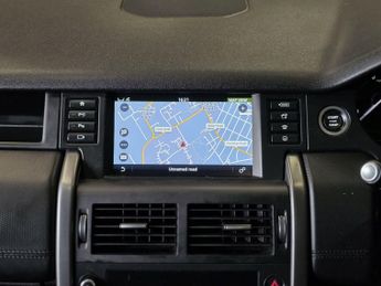 LAND ROVER DISCOVERY SPORT 2.0 Si4 HSE Dynamic Lux