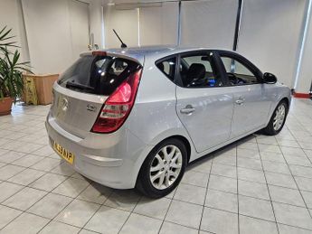 HYUNDAI I30 1.4 ES