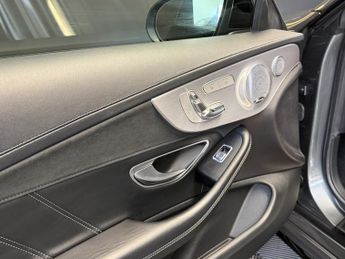 MERCEDES-BENZ C CLASS 4.0 C63 V8 BiTurbo AMG