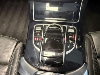 MERCEDES-BENZ C CLASS 4.0 C63 V8 BiTurbo AMG