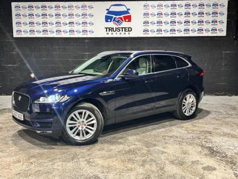 Jaguar F-Pace 2.0 D180 Portfolio