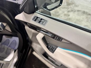 JAGUAR F-PACE 2.0 D180 Portfolio