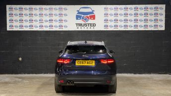 JAGUAR F-PACE 2.0 D180 Portfolio