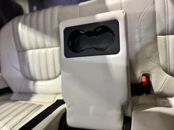 JAGUAR F-PACE 2.0 D180 Portfolio