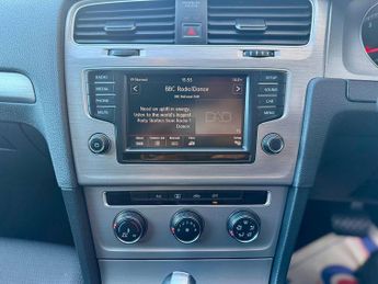 VOLKSWAGEN GOLF 1.4 TSI BlueMotion Tech SE