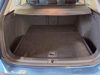 VOLKSWAGEN GOLF 1.4 TSI BlueMotion Tech SE