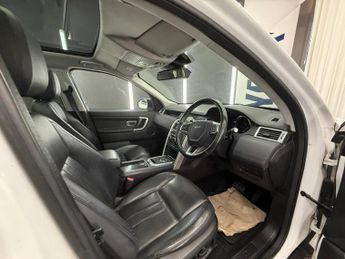 LAND ROVER DISCOVERY SPORT 2.0 TD4 HSE Auto 4WD Euro 6 (s/s) 5dr