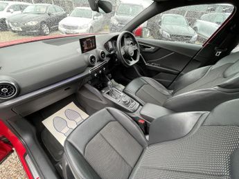 AUDI Q2 2.0 TDI S line