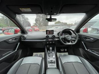 AUDI Q2 2.0 TDI S line