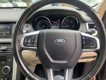 LAND ROVER DISCOVERY SPORT 2.0 TD4 HSE Luxury