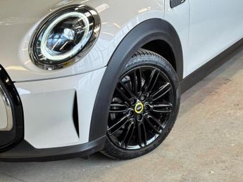 MINI ELECTRIC Cooper SE 32.6kWh Level 2 Auto 3dr