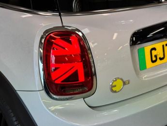 MINI ELECTRIC HATCH Cooper SE 32.6kWh Level 2 Auto 3dr