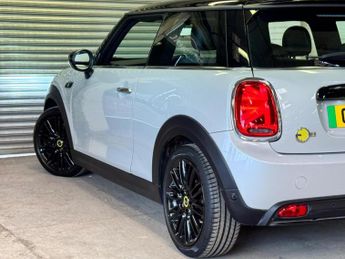 MINI ELECTRIC Cooper SE 32.6kWh Level 2 Auto 3dr