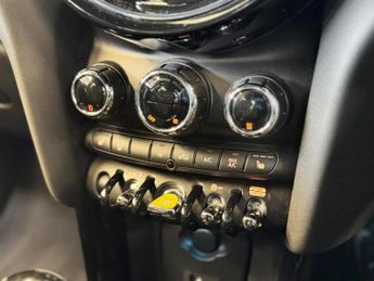 MINI ELECTRIC HATCH Cooper SE 32.6kWh Level 2 Auto 3dr