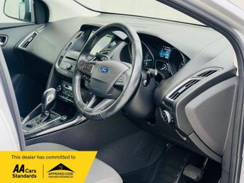 FORD FOCUS 1.6 Titanium Powershift Euro 6 5dr