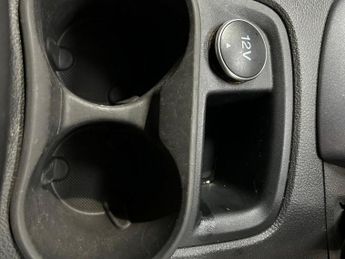 FORD FOCUS 1.6 Titanium