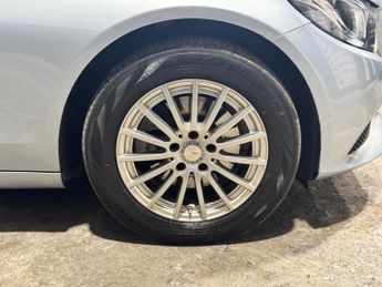 MERCEDES-BENZ C CLASS 2.0 C200 SE